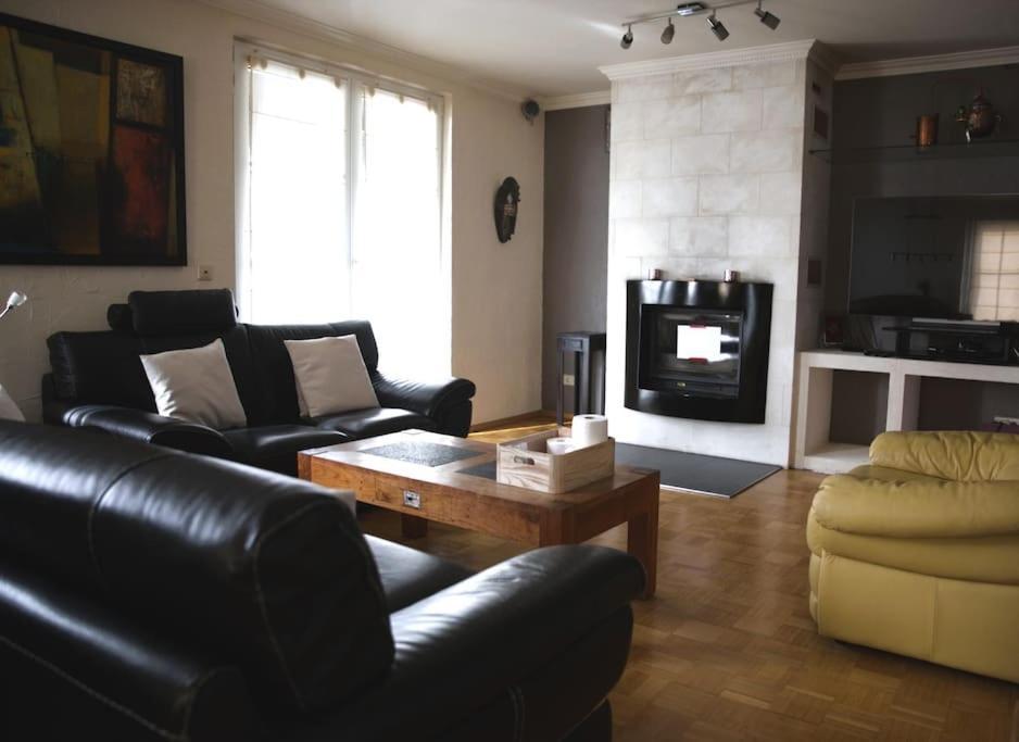 Cozy 3 Bedroom House With 11 Kw Electric Car Charger Hesperange Exteriör bild