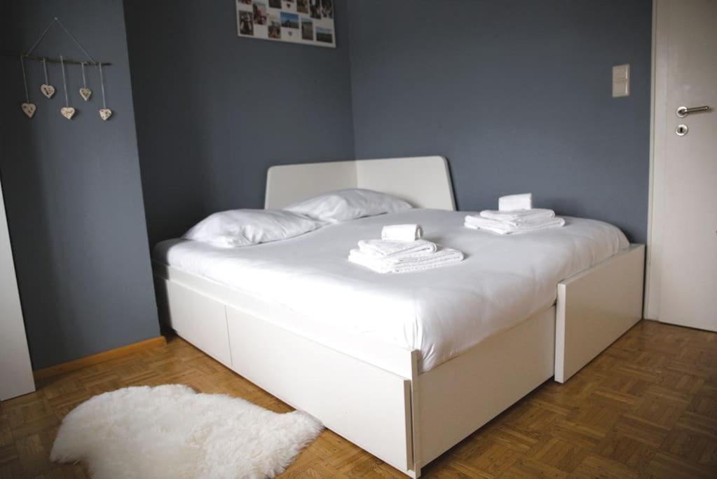 Cozy 3 Bedroom House With 11 Kw Electric Car Charger Hesperange Exteriör bild